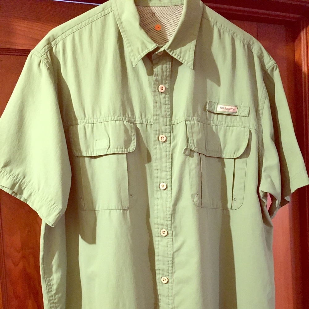 G.H. Bass & Co. men’s Size Large Fishing Shirt
